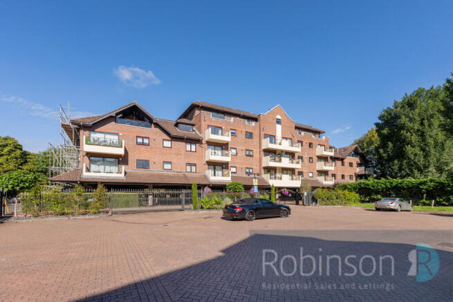 16 Lockbridge Court-2
