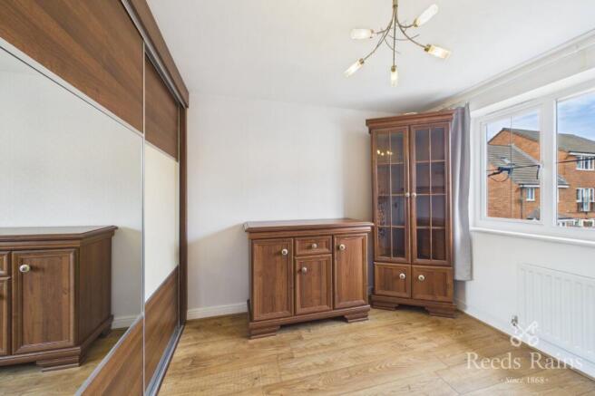 3 bed Terraced for sale Image 8