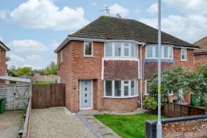 8, Comer Avenue, Worcester WR2 5HZ