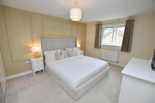 Principal Bedroom...