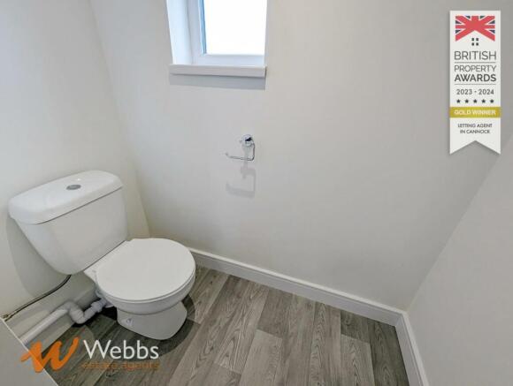 Bathroom 3.jpg