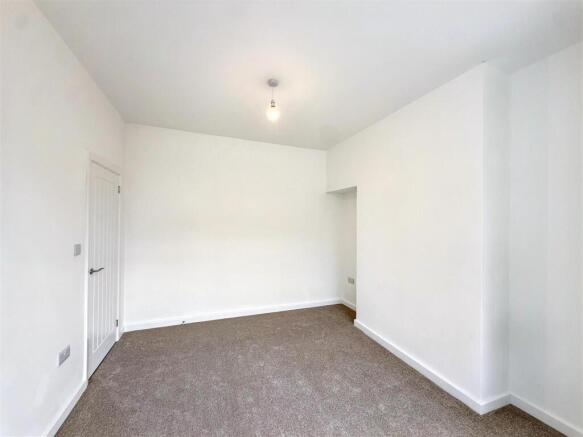 Hull Road, Anlaby Common, Hull photo 4