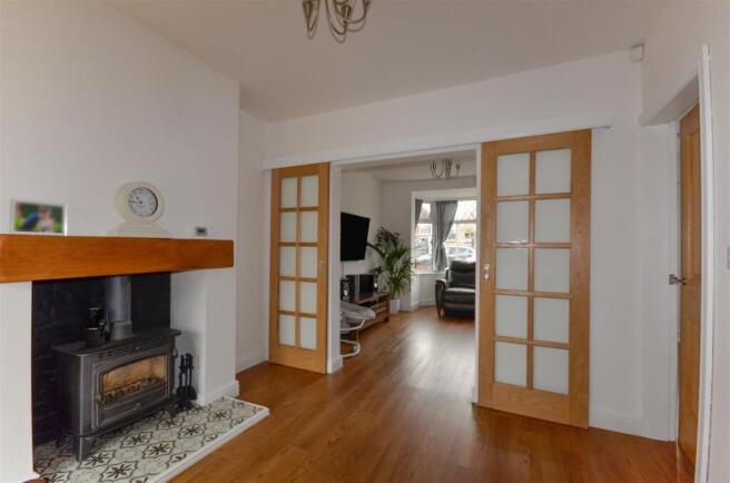 3 bed Semi-Detached for sale Image 5