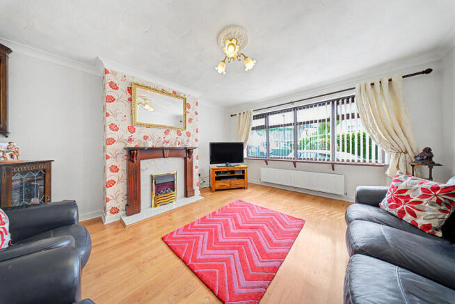 3 bed Detached Bungalow for sale Image 4