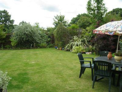 OutsidePHOTO2