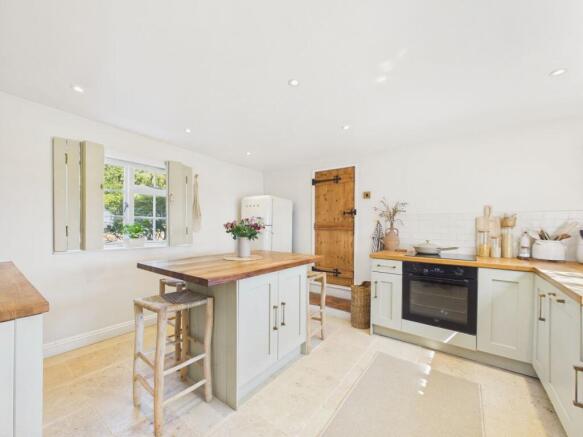 Sudbury Road, Castle Hedingham, Halstead, CO9 photo 4