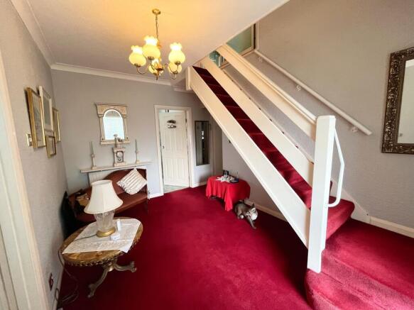 35 St. Fagans Drive, Cardiff CF5 6EF photo 3