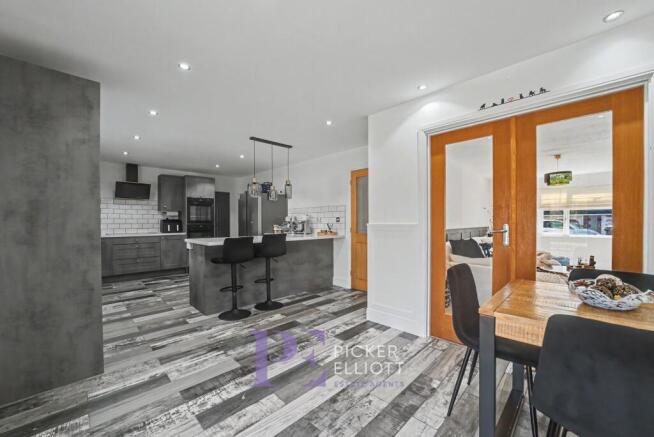 Kitchen / Diner