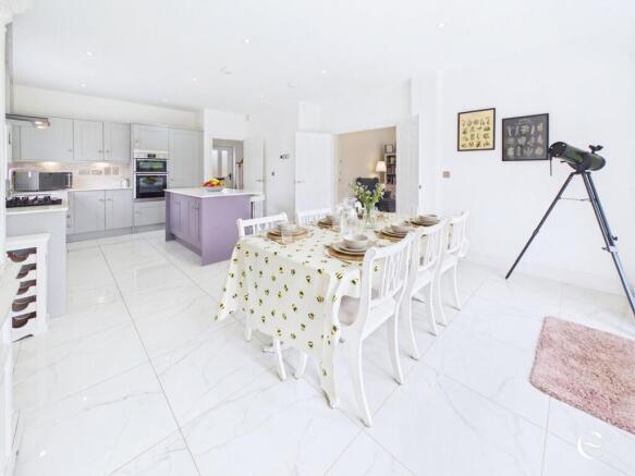 Kitchen / Diner
