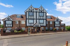 13, 77 Brookview Lodge, Green Lane, Worcester Park KT4 8GA