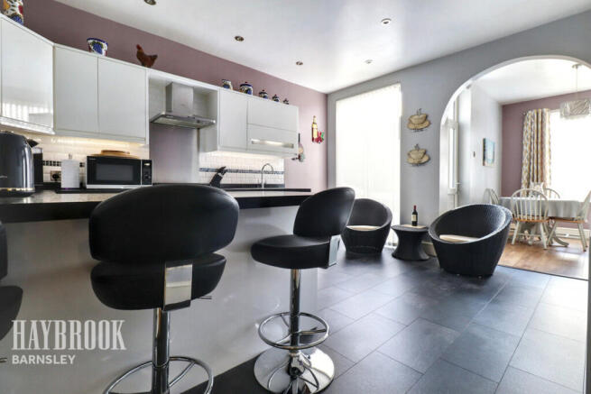 2 bed Terraced for sale Image 4