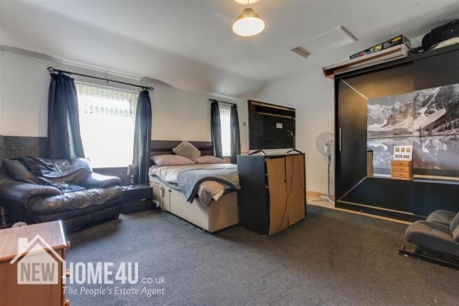 BEDROOM THREE:
