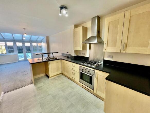 Kitchen/Dining Room