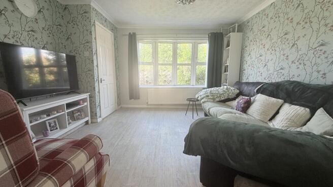 Trenleigh Drive, Worle, Weston-super-Mare photo 4