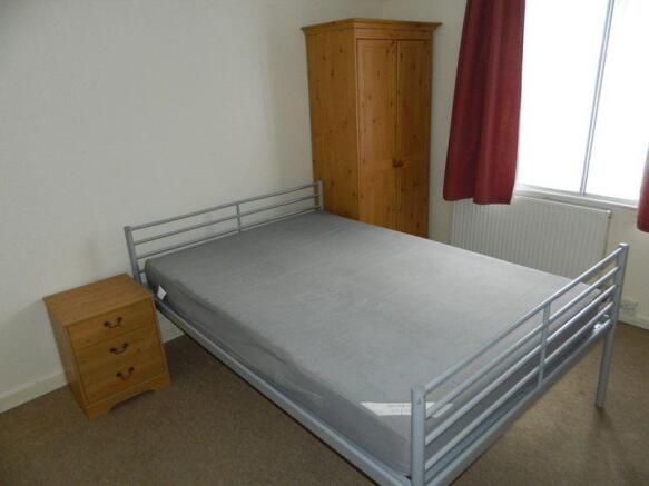 GROUND FLOOR ROOM