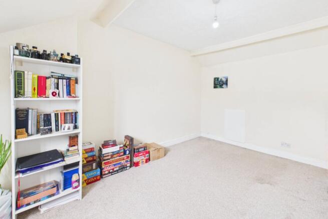 3 bed Terraced to rent Image 11