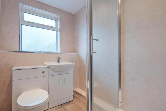 024-5 Mayfield Place, Carluke ML8 4HQ.jpg