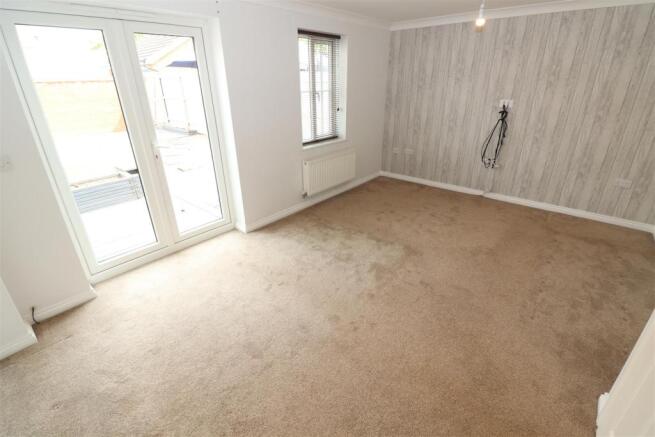 Lounge / Dining Room