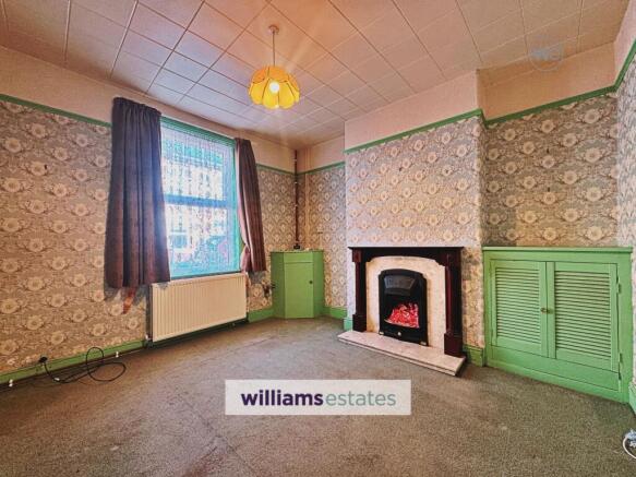 Bridge Street, Rhyl, LL18 photo 2