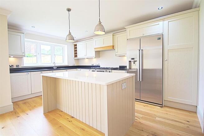 kitchen1.jpg