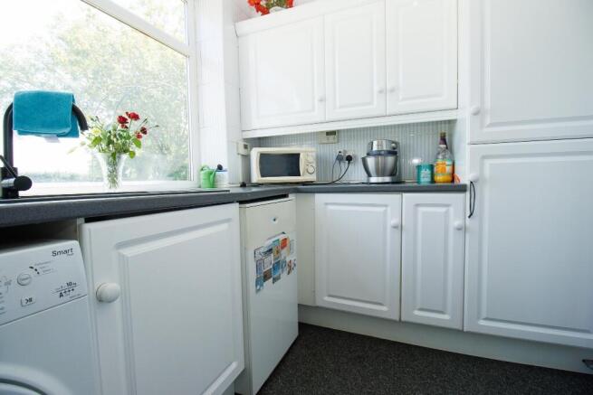 3 bed Detached Bungalow for sale Image 11
