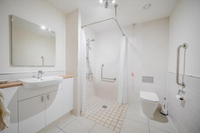 1 bed Apartment for sale Image 9