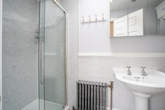 6 bed Town House for sale Image 12