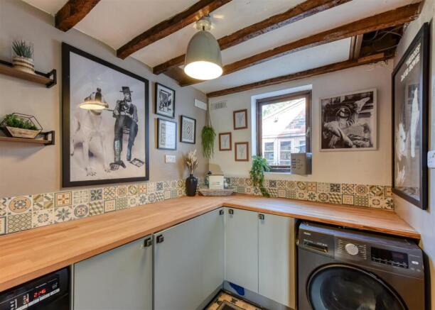 Elms Cottage-laundry.jpg