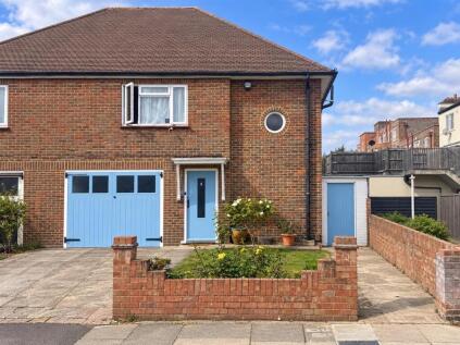 Ashridge Way, Morden