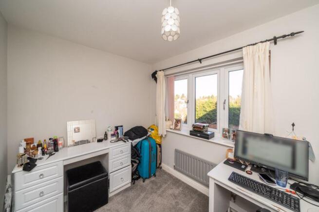 BEDROOM 5