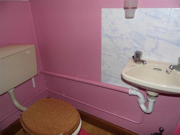CLOAKROOM