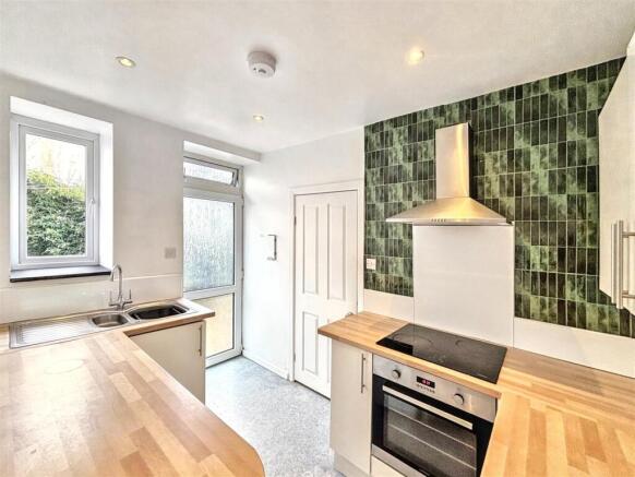 kitchen 2.jpeg