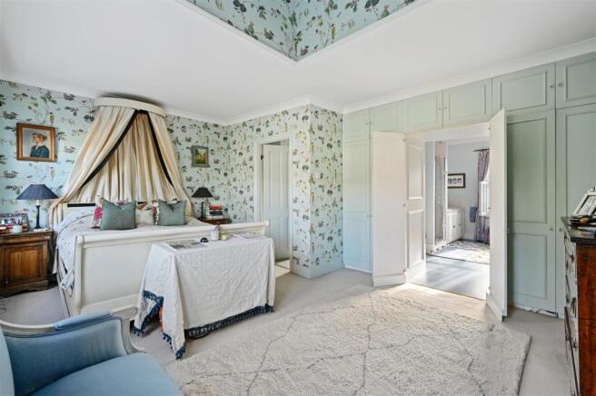 Sterndale Road - Master Bedroom.JPG