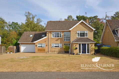 Substantial, Detached, Family Home on The Birches, South Wootton
