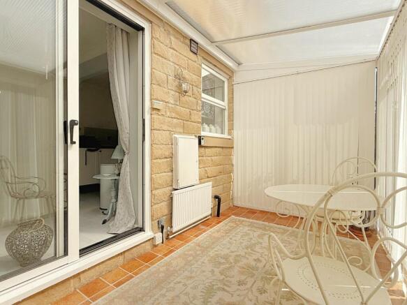 2 bed Terraced for sale Image 5