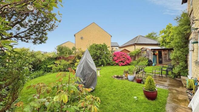 4 bed Detached for sale Image 4