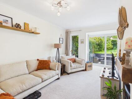 Highfield Close, Pembury