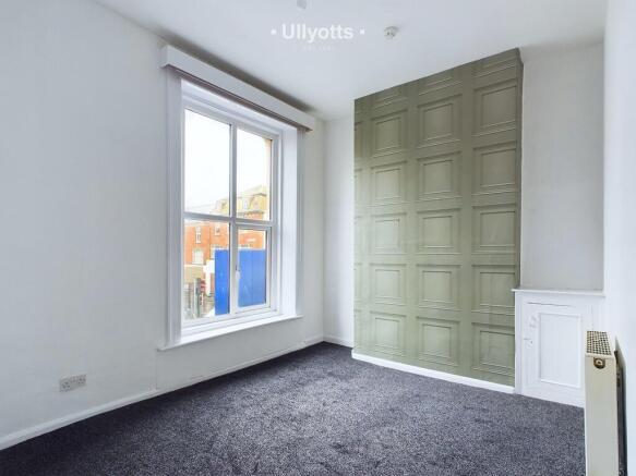 2 bed Flat to rent Image 9