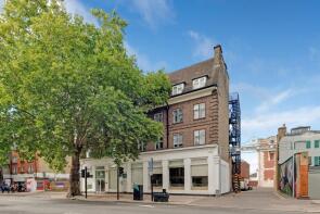 Flat C, 72, Chiswick High Road, Chiswick, London W4 1SY