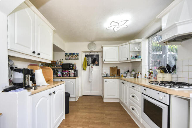 3 bed Semi-Detached for sale Image 9