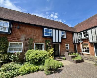 Hanlye Lane, Cuckfield, RH17