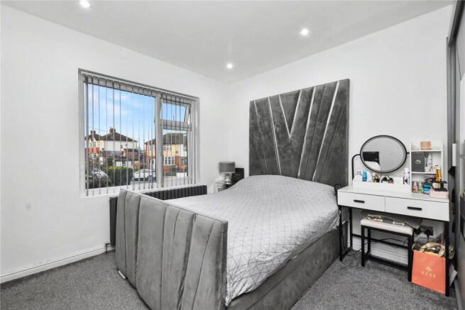 3 bed Semi-Detached for sale Image 5