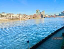 20, 20 Riverside Court, Nine Elms Lane, London SW8 5DB