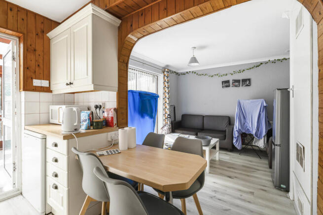 Kitchen/Reception