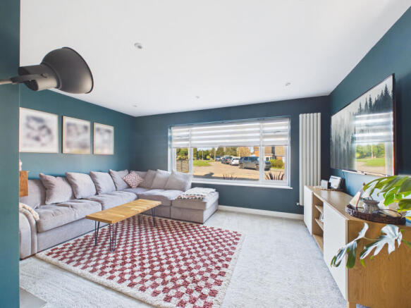 CAM02536G0-PR0075-STILL003