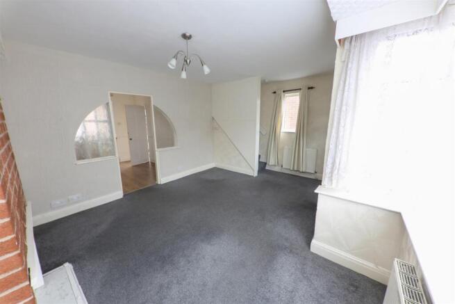 3 bed Semi-Detached for sale Image 4