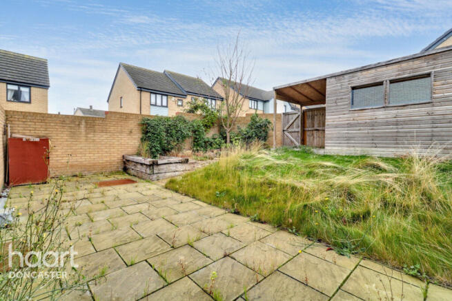 3 bed Semi-Detached for sale Image 4