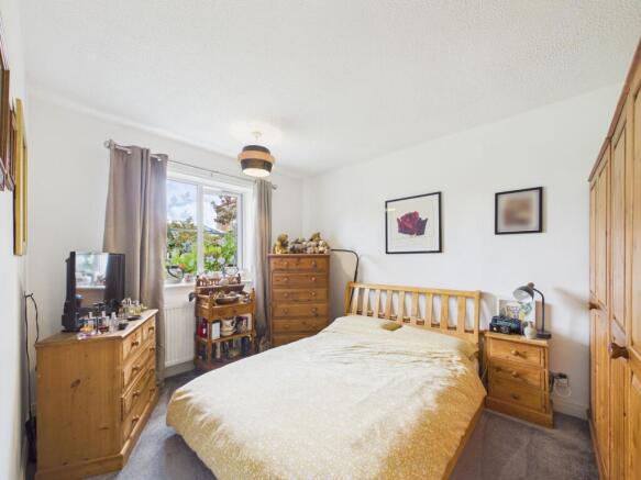 2 bed Semi-Detached Bungalow for sale Image 5