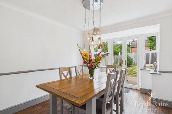 4 bed Detached for sale Image 7