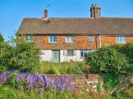 3, Loose Farm Cottages, Hastings Road, Battle TN33 0TG